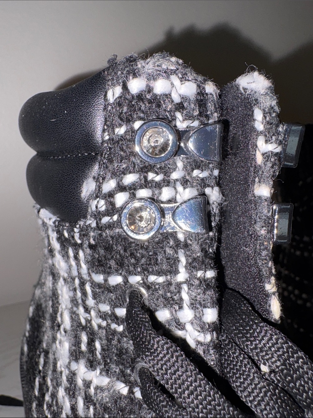 JLo B&W Tweed Lace-Up Chunky Heel Ankle Boots w/zip & jewel accents - Picture 13 of 14